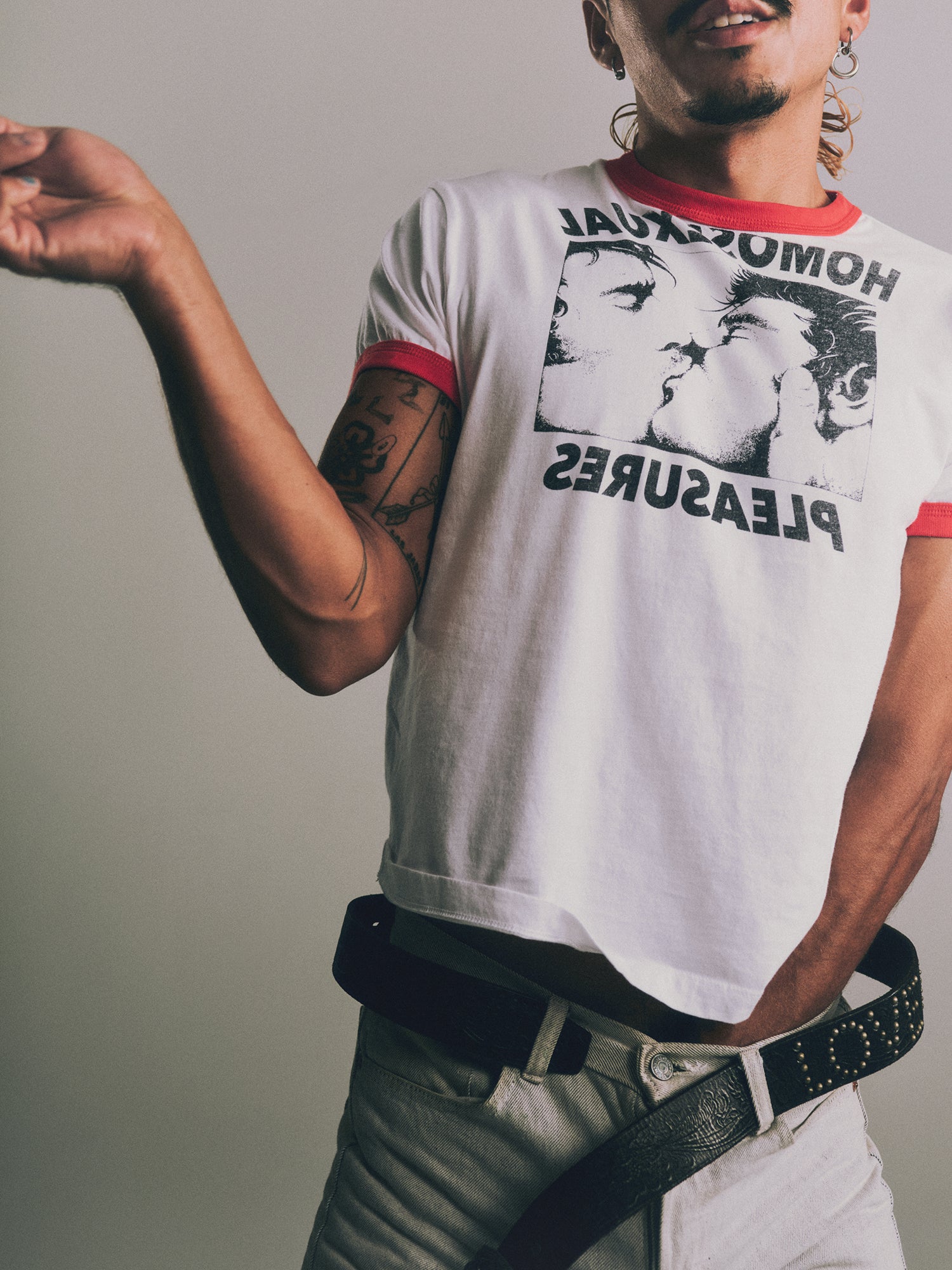 PLEASURES RINGER TEE
