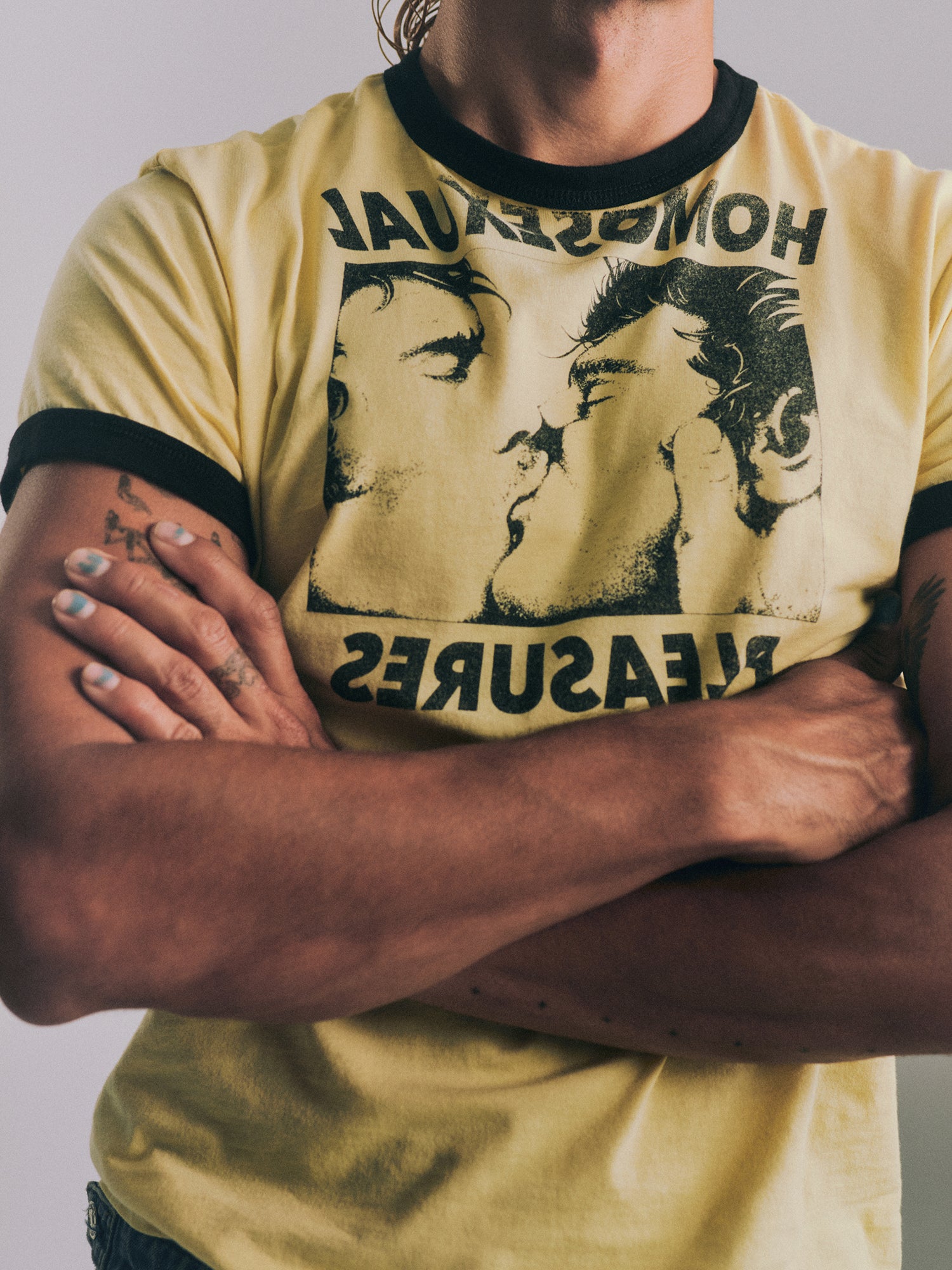 PLEASURES RINGER TEE
